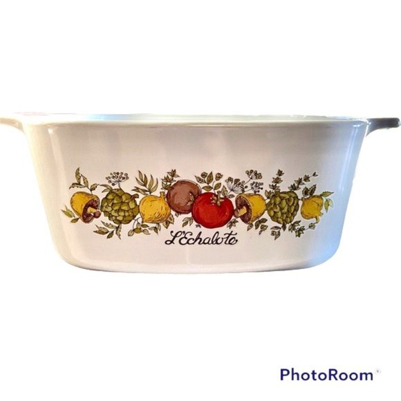 Corningware Other - L'Echalote Vintage Corningware "Spice of Life" Casserole Excellent Condition